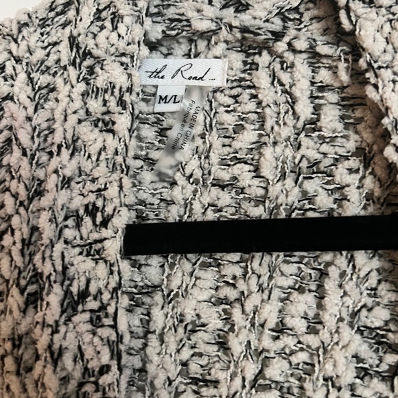 Marbled knit cozy cardigans - Picture 2 of 3